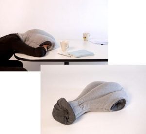 Ostrich Pillow 03