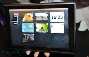 Acer Iconia M500 MeeGo Tablet