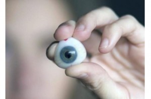 Tanya Vlach eyeball