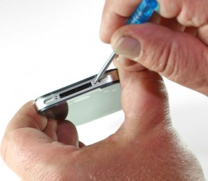 iPhone 4S teardown