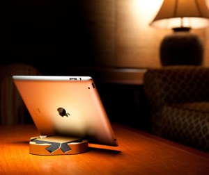 Colorware iPad Stand