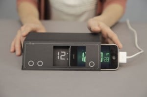 Less Cardboard Smartphone Dock