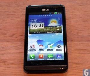 LG Optimus 3D