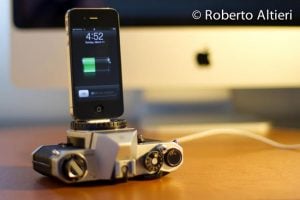 Recylced Vintage Camera iPhone Dock