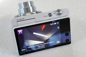Samsung MV900F
