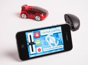DeskPets CarBot