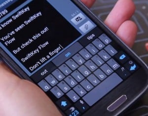 SwiftKey Flow Through Space Feature
