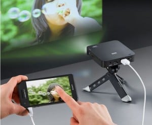smartphone projector