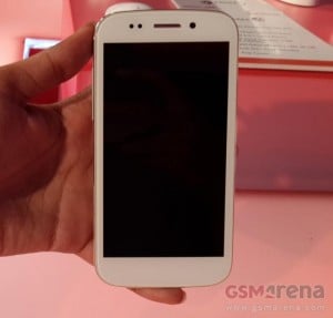 Micromax Canvas 4