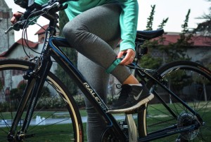 Flyfit Fitness Tracker