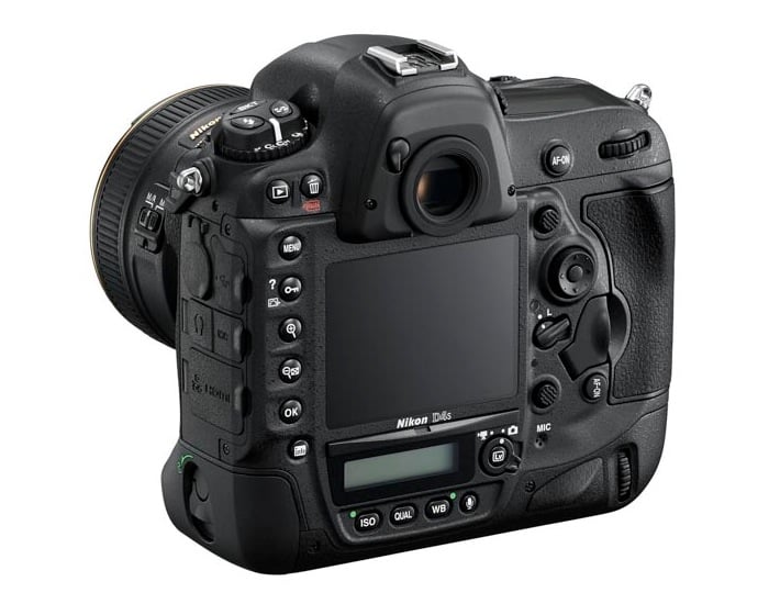 Nikon D4S
