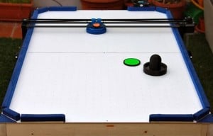 air hockey robot