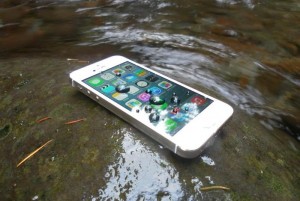 Impervious iPhone waterproof spray