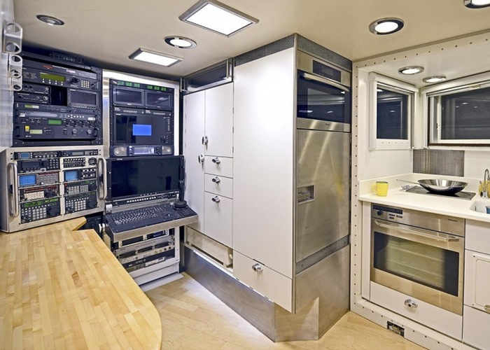 Integrated Rv Ultimate RV KiraVan Motorhome Built By Dad For His Daughter