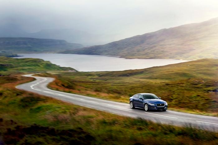 Jaguar XE 