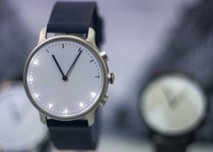 Nevo Minimalist Smartwatch