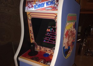 Raspberry Pi Desktop Donkey Kong Arcade Cabinet