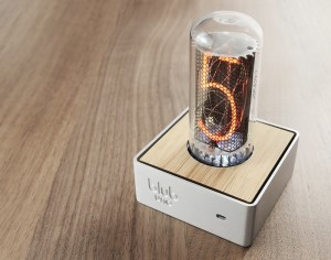 Blub Uno Single Tube Retro Clock