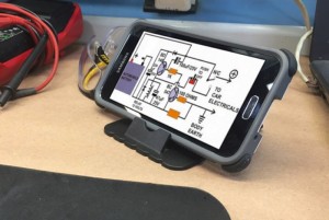 Universal Smartphone Stand