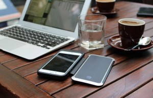 Solpro Solar Charging iPhone 6 Battery Pack