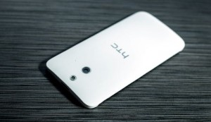 HTC One E8