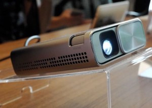Asus E1Z projector