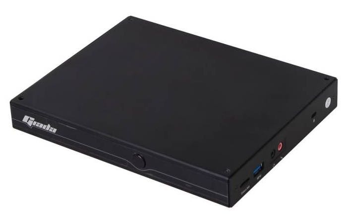 Giada i58B mini PC