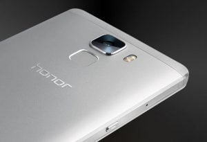 Honor V8