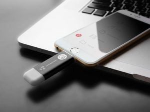 iKlips iOS Flash Drive