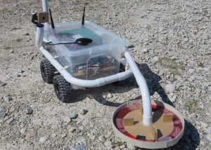 Raspberry Pi Powered Metal Detecting Robot
