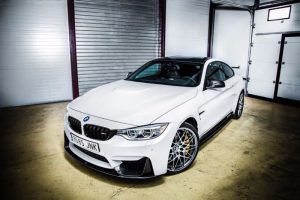 BMW M4 CS