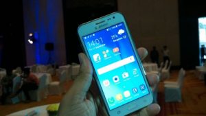 Samsung Galaxy J2