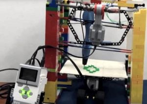 12 Year Old Builds 3D Printer