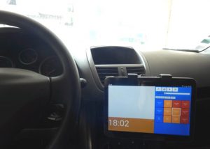 DIY In Car Entertainment Center Built Using Raspberry Pi