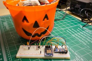 Arduino Candy Bowl Monitor
