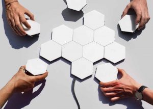 Dyena has designed and created a new modular lighting system called the Helios Touch that provides a new and very unique lighting system for your wall