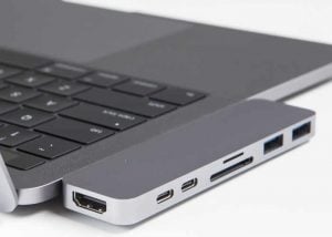 MacBook Pro HyperDrive Thunderbolt 3 USB-C Hub