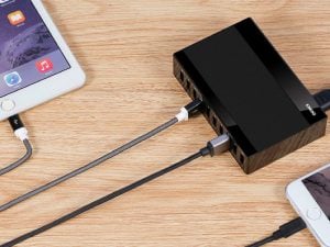 Kinkoo 10-Port USB Charging Station