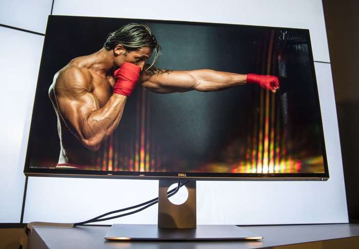 Dell UltraSharp 32 Ultra HD 8K Monitor 
