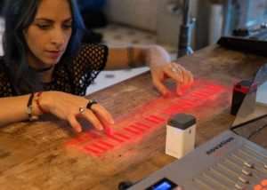 iKeybo Projection Keyboard And Piano