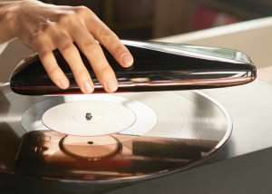 LOVE Turntable