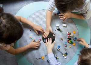 Multifunctional children's table