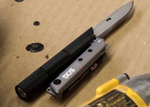 SOG Baton Q2 Multi-Tool