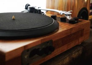 Wooden Turntable