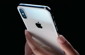 iPhone X