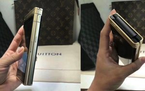 Samsung SM-W2018