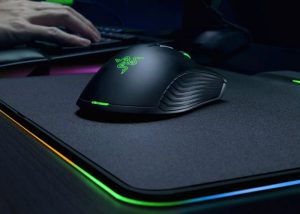Razer Hyperflux Gaming Mouse Is Wireless Charged By Its Mousemat