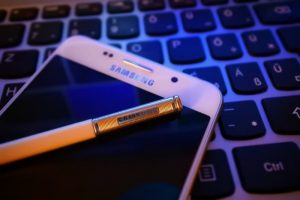 Samsung record profits