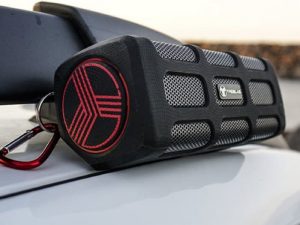 TREBLAB FX100