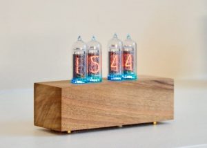 NixC v2 Nixie Clock